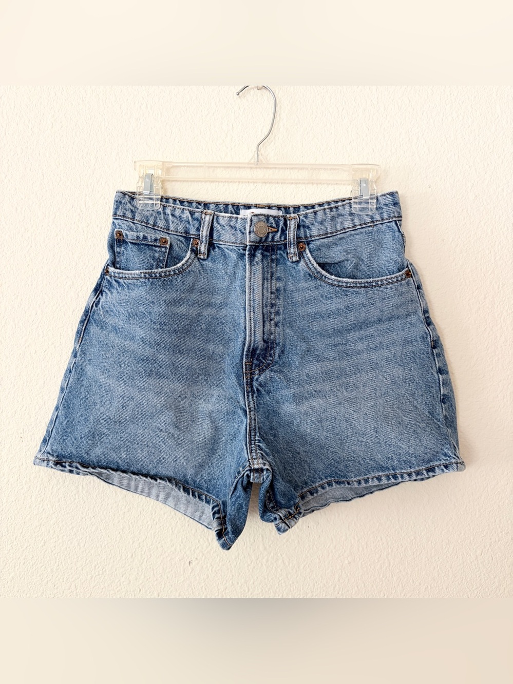 ZARA High Waisted Acid Wash Denim Jean Shorts Size 6 28 Blue
